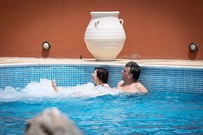 Golden View Beach Hotel