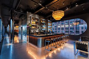 Dream Downtown, by Hyatt