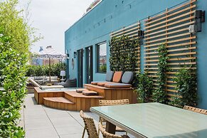 Dream Downtown, by Hyatt