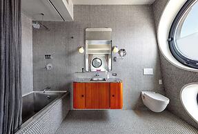 Dream Downtown, by Hyatt