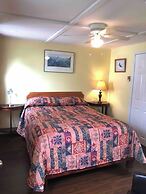 Lakelawn B&B Motel