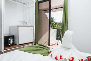 The Palms At Coco Beach