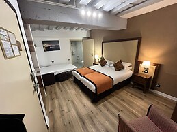 Hotel Saint Honore 85