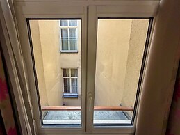 Hotel Saint Honore 85