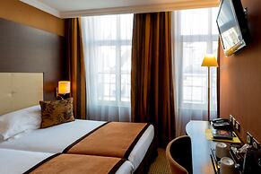 Hotel Saint Honore 85