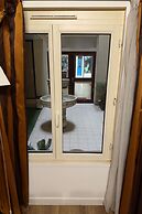 Hotel Saint Honore 85