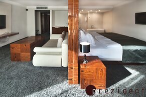 Luxury Spa & Wellness Hotel Prezident