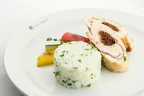 Luxury Spa & Wellness Hotel Prezident