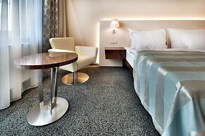 Luxury Spa & Wellness Hotel Prezident