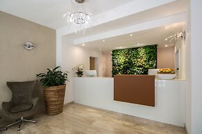 Luxury Spa & Wellness Hotel Prezident