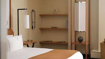 Five Seas by Inwood Hotels