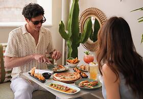 Five Seas by Inwood Hotels