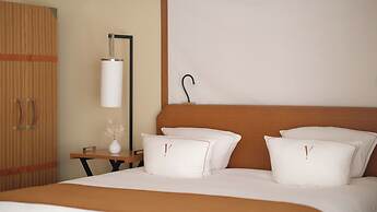 Five Seas by Inwood Hotels
