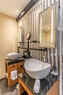 Five Seas by Inwood Hotels