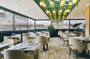 Five Seas by Inwood Hotels