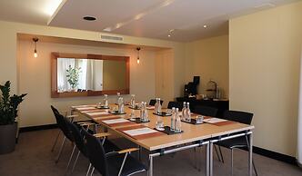 Five Seas by Inwood Hotels