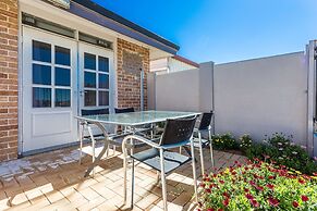 Country Comfort Amity Motel