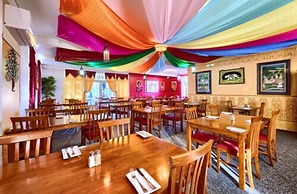 Country Comfort Amity Motel