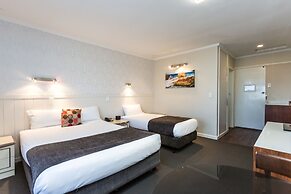 Country Comfort Amity Motel