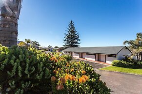 Country Comfort Amity Motel