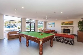 Country Comfort Amity Motel