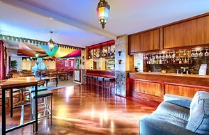 Country Comfort Amity Motel