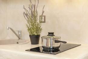 Katerina Roza Studios - Heartfelt Hospitality in the City