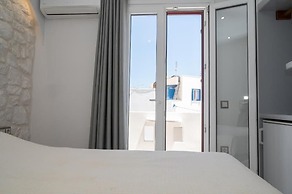 Katerina Roza Studios - Heartfelt Hospitality in the City