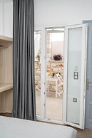 Katerina Roza Studios - Heartfelt Hospitality in the City