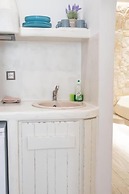 Katerina Roza Studios - Heartfelt Hospitality in the City