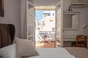 Katerina Roza Studios - Heartfelt Hospitality in the City