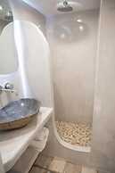 Katerina Roza Studios - Heartfelt Hospitality in the City