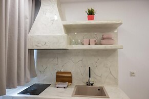 Katerina Roza Studios - Heartfelt Hospitality in the City