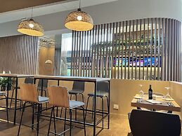 Holiday Inn Bogota Airport by IHG