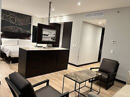 Holiday Inn Bogota Airport by IHG