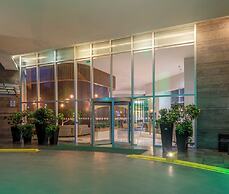 Holiday Inn Bogota Airport by IHG