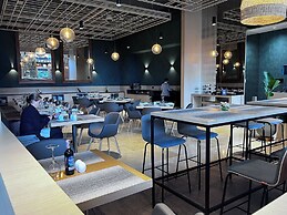 Holiday Inn Bogota Airport by IHG