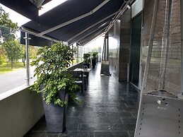 Holiday Inn Bogota Airport by IHG