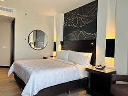 Holiday Inn Bogota Airport by IHG