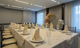 Holiday Inn Bogota Airport by IHG