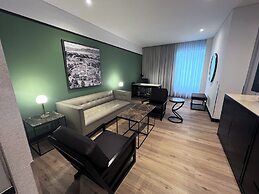 Holiday Inn Bogota Airport by IHG