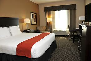 Holiday Inn Express & Suites Clinton by IHG