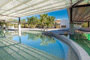 Papago International Resort