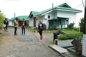 Deshadan Mountain Resort