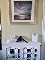 Knap Guest House