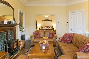 Knap Guest House