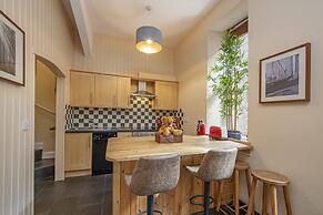 Knap Guest House