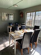 Smugglers Haunt Hotel