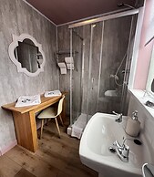 Smugglers Haunt Hotel