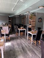 Smugglers Haunt Hotel